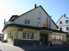 FaWiGa Monteurwohnung Karben，位于卡尔本的酒店
