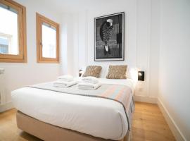 Smartr Madrid Gran Via Apartments，位于马德里克维多附近的酒店