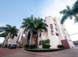 London Hotel Londrina，位于隆德里纳的酒店