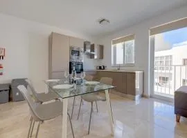Modern 2BR Apartment in central St Julian's
