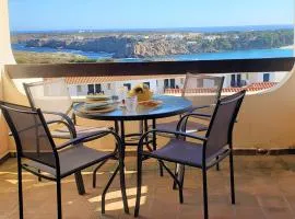 Stunning sea views apartment, pool, 5 min walk to beach, Winner of 2025 Travellers Choice award
