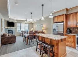 Modern Condo - Great Location!