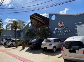 Hotel Pousada Mato Grosso，位于大坎普的住宿加早餐旅馆