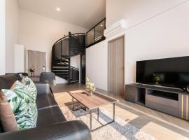 Ramada By Wyndham Bangkok Sukhumvit 87，位于曼谷的酒店