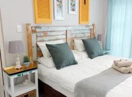 The Coelacanth Guest House And Beach Thyme Self Catering