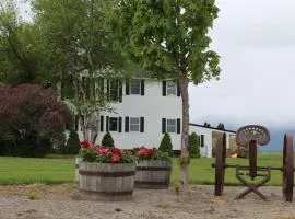 The Elegant Montana Farmhouse