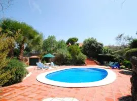 Vintage Farmhouse in Soudos Lisbon with pool