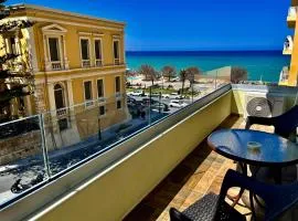 Blue Elegance City Center Heraklion Apartment