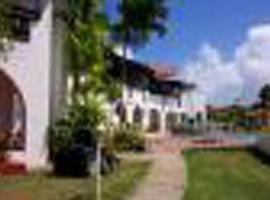 Sugar Cane Club Hotel and Restaurant，位于斯佩茨镇的酒店