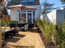 Wellness Lodge aan de Braassem，位于Rijnsaterwoude的酒店