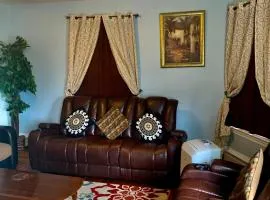 Stylish, Cozy 2BR Private Apt, 2nd Floor, Scenic View, Well-Appointed, Near Providence, MA, RI Line, I-95 Access