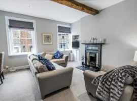 Comfy Dales holiday base on Market Place of historic market town