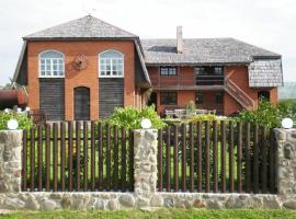 Viesu nams Pūpoli，位于Dundaga的酒店