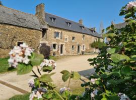 Kêr Neizh Breizh - Chambres d'Hôtes & Gîte de Charme - Le Petit Châtelier，位于Saint-Samson-sur-Rance的住宿加早餐旅馆