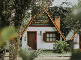 Villa De Chalés Gramado- OH HOTÉIS，位于格拉玛多的山林小屋