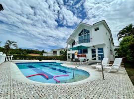 ESPECTACULAR Casa Quinta en Melgar,位于梅尔加的酒店
