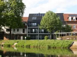 Apartment in L bben near the water