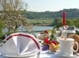 Hotel-Ferienwohnungen Cafe Maarblick，位于沙尔肯梅伦的酒店