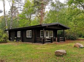 Scandinavian Lodges (by Outdoors Holten)，位于霍尔滕的带按摩浴缸的酒店