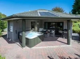 Acacia Heights - Garden Cottage - Taupo