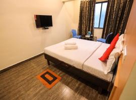 Hotel Sai Niwas，位于罗纳瓦拉的酒店