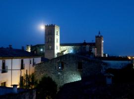 THE BLUE HOUSE OF COSTA BRAVA Leni's attic，位于卡斯特罗·德波利亚斯的公寓