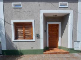 CASA/DEPARTAMENTO PLANTA BAJA AMOBLADO PARA 4 PERSONAS