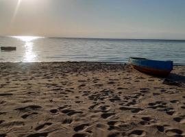 Yasmina Beach，位于塔巴的酒店