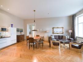 Sissi - Schoenbrunn-Living perfect Apartments，位于维也纳棕榈屋美泉宫温室附近的酒店