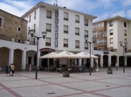 Hotel Ciudad de Medina，位于梅迪纳德波马尔的酒店