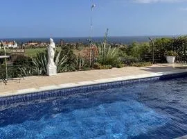house private heated pool amazing view on golf ocean 3 bedrooms 3 bathrooms 6 to 8 adults 3-17 years old children being considered adults and in addition 0-2 years old children are welcome for free