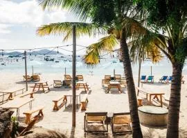 Villa Đảo Hoa Vàng Cam Ranh - Venuestay