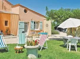 1 Bedroom Stunning Home In Caderousse
