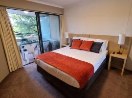 1BR Executive Apartment in City Centre，位于堪培拉的带按摩浴缸的酒店