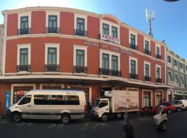 Hotel de los baños，位于帕丘卡德索托Monumental Clock附近的酒店