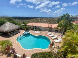 Home Sweet Home Jan Thiel Curacao best view，位于简蒂埃尔的公寓式酒店