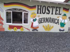 Hostel germânica，位于约恩维利的酒店