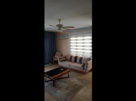 Room in Apartment - Kadinlar Denizi Ev 31，位于艾登的旅馆