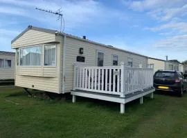 6 Berth Park Dean Saltfleet Barneys Den