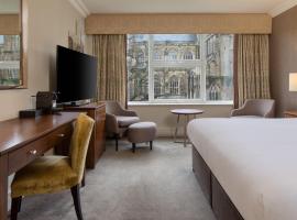 Winchester Wessex Hotel by Sunday，位于温彻斯特的酒店