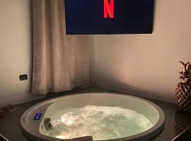 NM Luxury Suites，位于庞贝的酒店