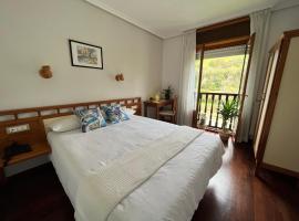 Hotel Capitán，位于坎加斯-德奥尼斯的酒店