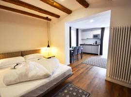 Maison Boutique Fior d'Alpe，位于萨帕达的酒店