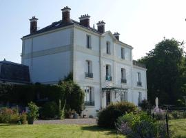 Manoir Le Parc near Paris & Disneyland，位于Villevaudé的乡间豪华旅馆