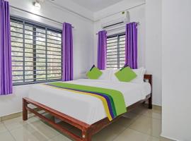 Treebo Nirupama Apartment ,750m from Aluva Railway station，位于阿鲁法科钦国际机场 - COK附近的酒店