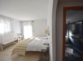 Hotel Montesión Luz del Desierto，位于卢凯内纳-德拉斯托雷斯的酒店