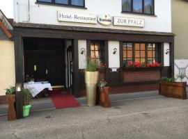 Hotel und Restaurant -Gasthaus Zur Pfalz，位于霍根海姆的酒店