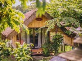 3 Pok Maewang jinxiang Gold elephant park，位于Ban Mae Sapok Noi的酒店