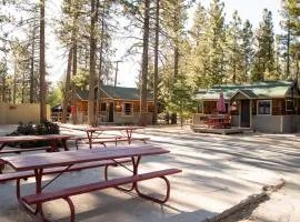 Big Pines Couple Lakeview Studio Cabin by Big Bear Vacations