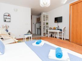 Beautiful cozy apartment Jug in nice neighbourhood.，位于斯普利特的酒店